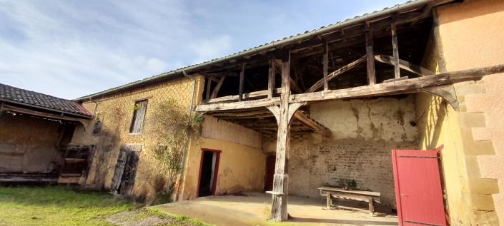 Image No.9-2 Bed Property for sale