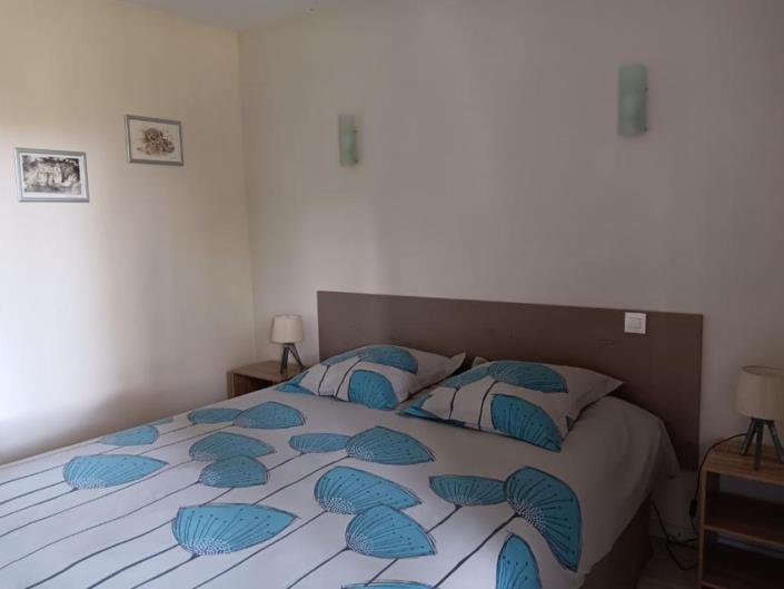 Image No.13-10 Bed Property for sale