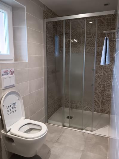 Image No.23-10 Bed Property for sale