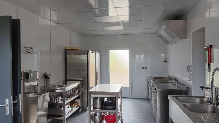 Image No.25-10 Bed Property for sale