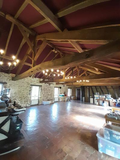 Image No.29-10 Bed Property for sale