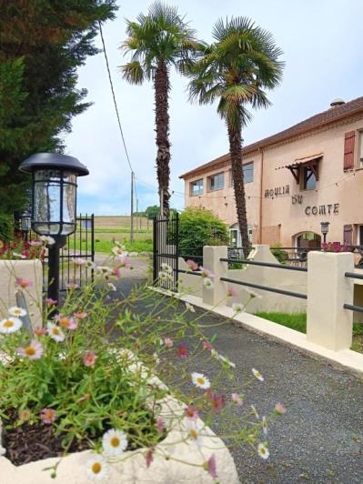 Image No.33-10 Bed Property for sale