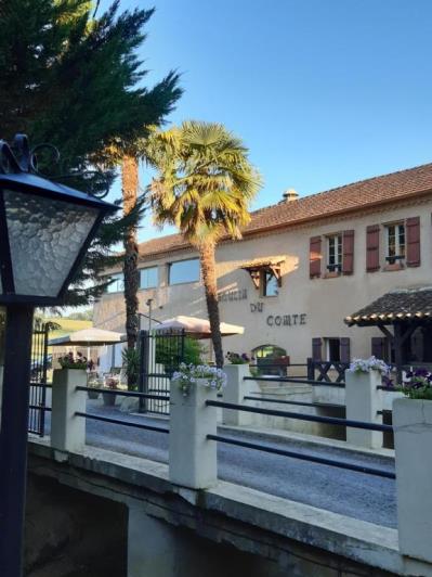 Image No.50-10 Bed Property for sale