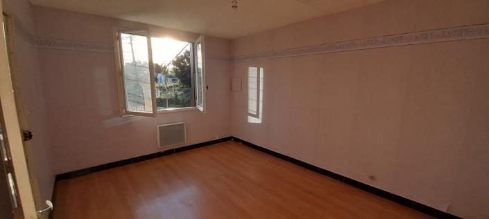 Image No.3-3 Bed House for sale