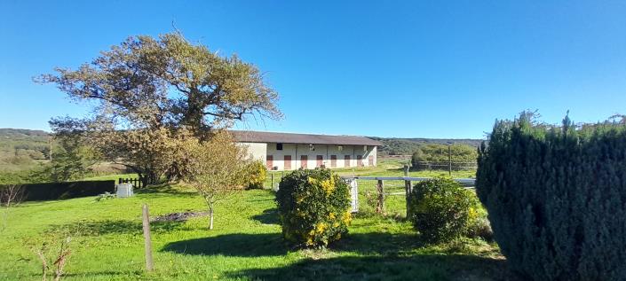 Image No.8-4 Bed House for sale