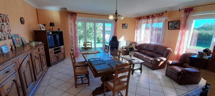 Image No.14-4 Bed House for sale