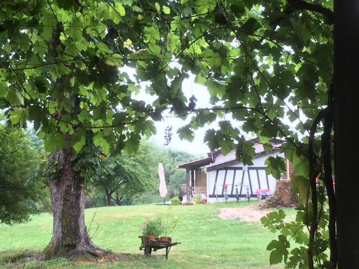 Image No.8-12 Bed Gite for sale