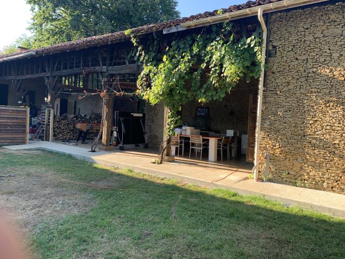 Image No.9-12 Bed Gite for sale