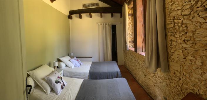 Image No.12-12 Bed Gite for sale