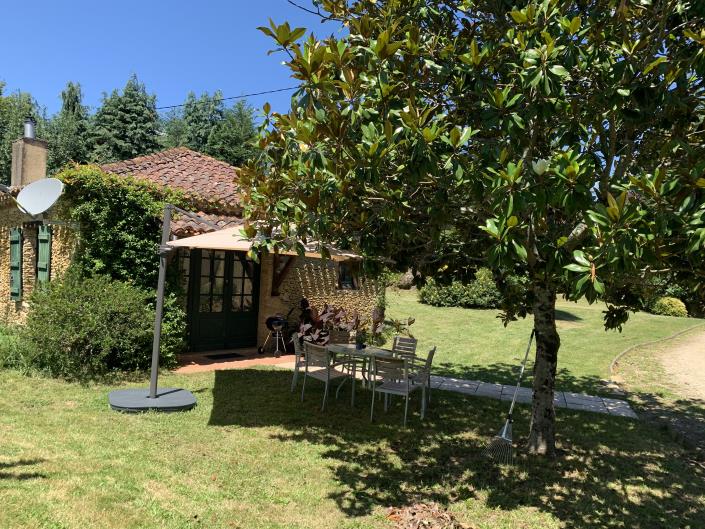 Image No.16-12 Bed Gite for sale