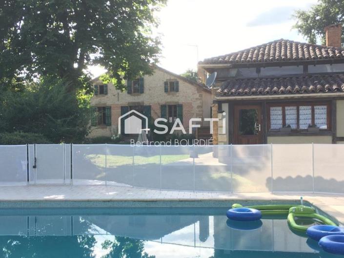 Image No.34-12 Bed Gite for sale