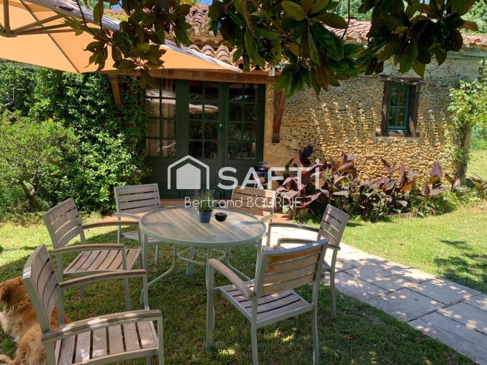 Image No.35-12 Bed Gite for sale