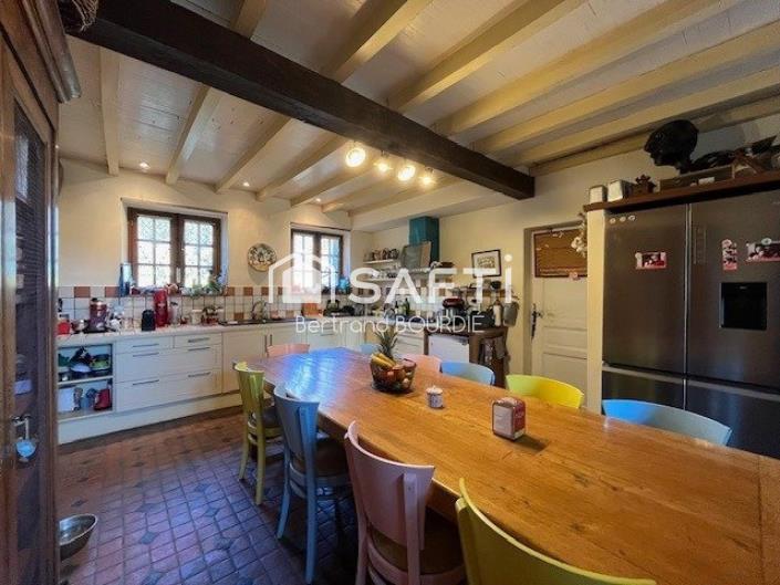 Image No.36-12 Bed Gite for sale