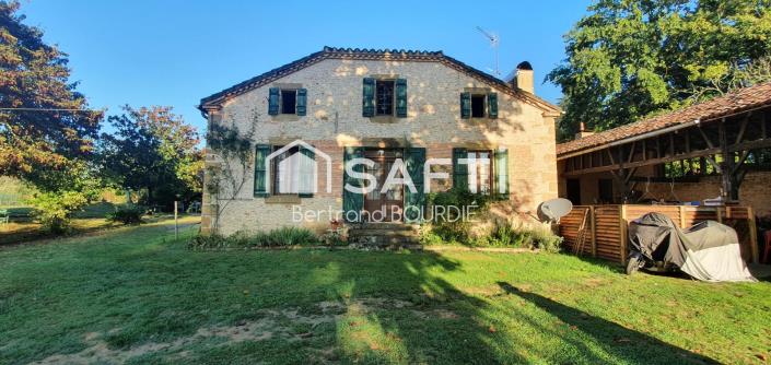 Image No.2-12 Bed Gite for sale