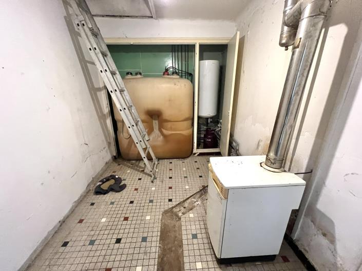 Image No.9-4 Bed Property for sale