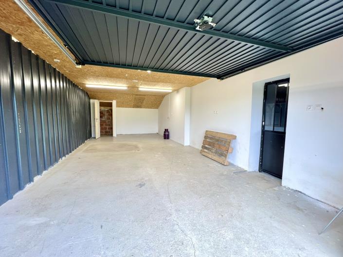 Image No.18-4 Bed Property for sale