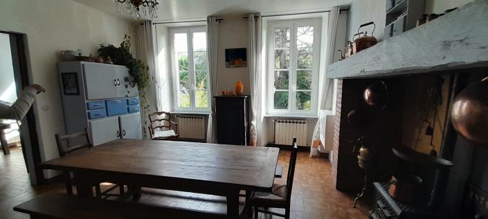 Image No.21-9 Bed Gite for sale