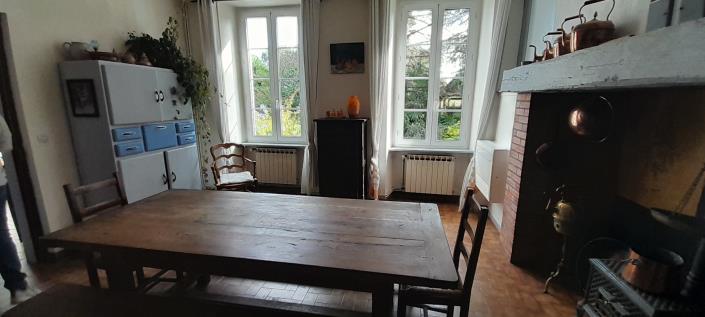 Image No.22-9 Bed Gite for sale