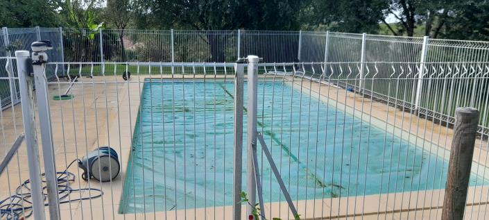 Image No.29-9 Bed Gite for sale