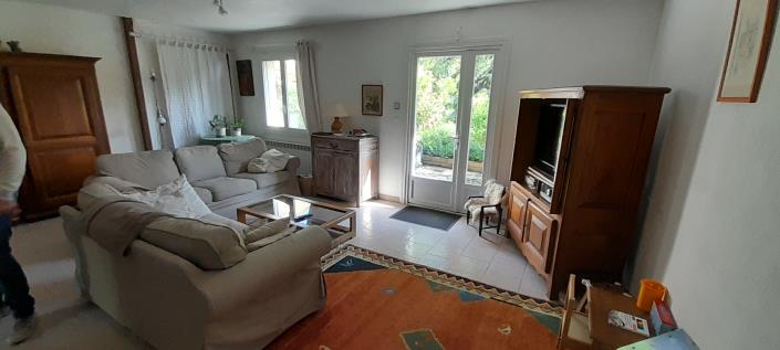 Image No.41-9 Bed Gite for sale