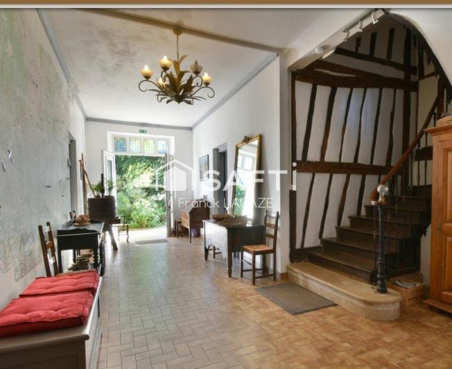 Image No.52-9 Bed Gite for sale