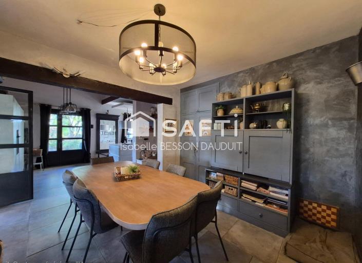 Image No.4-7 Bed Gite for sale