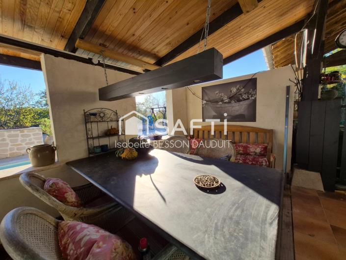 Image No.7-7 Bed Gite for sale