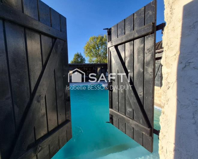 Image No.9-7 Bed Gite for sale