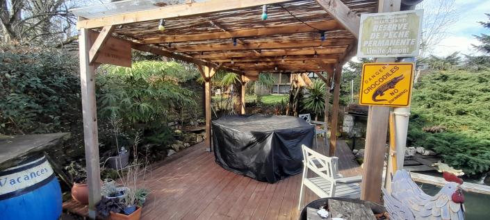 Image No.24-5 Bed Gite for sale