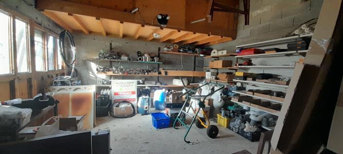 Image No.32-5 Bed Gite for sale