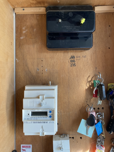 Image No.44-5 Bed Gite for sale