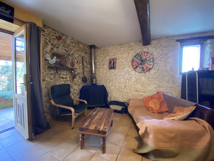 Image No.56-5 Bed Gite for sale