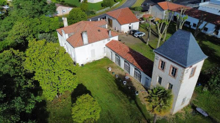 Image No.20-4 Bed Mansion for sale