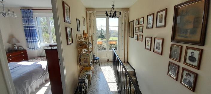 Image No.10-5 Bed Country House for sale