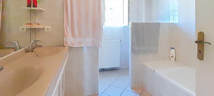 Image No.4-4 Bed Country House for sale