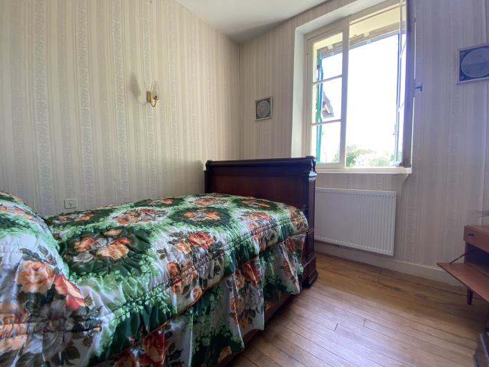 Image No.10-7 Bed Country House for sale