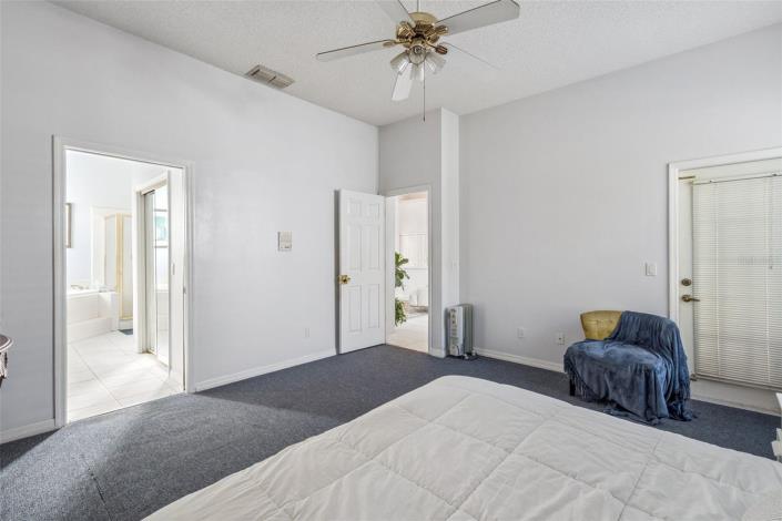 Image No.12-4 Bed House for sale