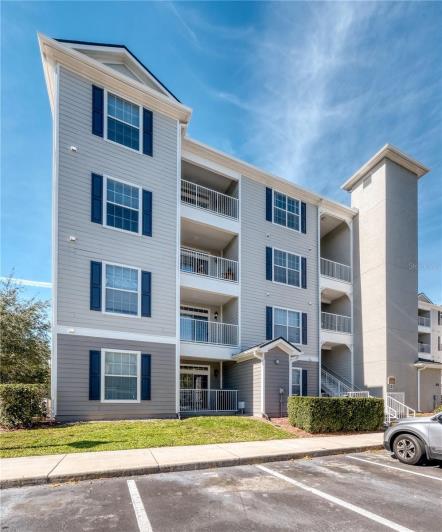 Image No.3-3 Bed Condo for sale