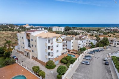 5018-676774-1397c7eacab77a8d4d14b0228a8f482d1