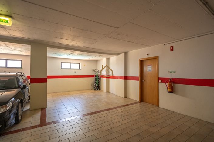 Image No.25-1 Bed Apartment for sale