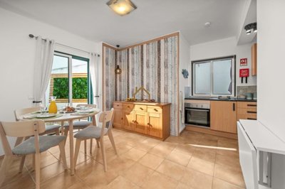 5018-695143-1397c7eacab77a8d4d14b0228a8f482d1