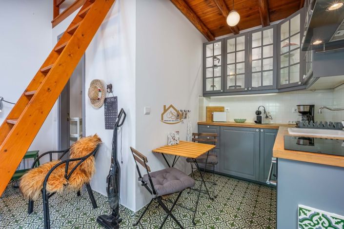 Image No.2-Maison de ville de 1 chambre à vendre à Lagos