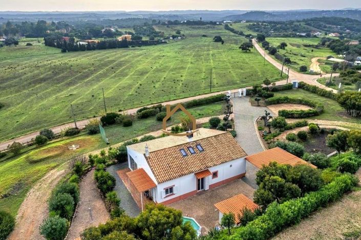 Image No.37-2 Bed Villa for sale