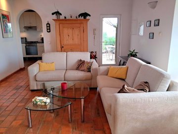 5018-629854-1397c7eacab77a8d4d14b0228a8f482d1