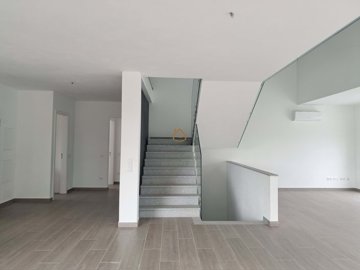 5018-734663-1397c7eacab77a8d4d14b0228a8f482d1