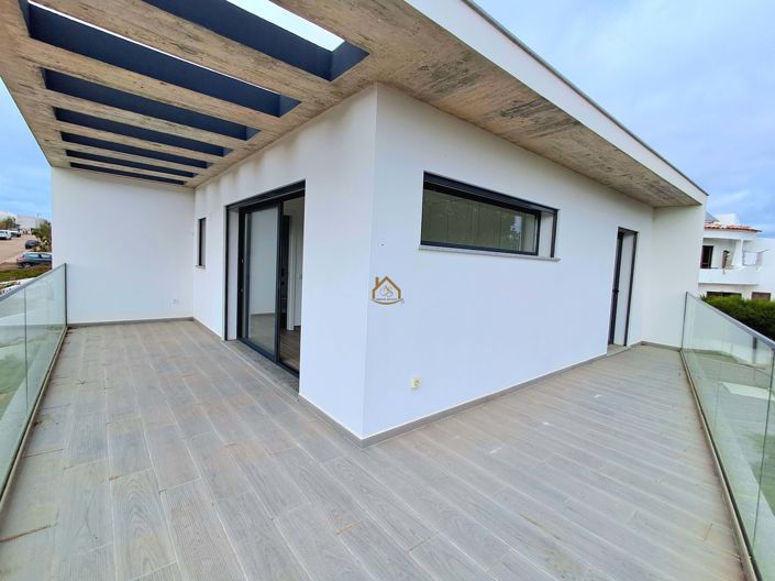 Image No.26-4 Bed Villa for sale