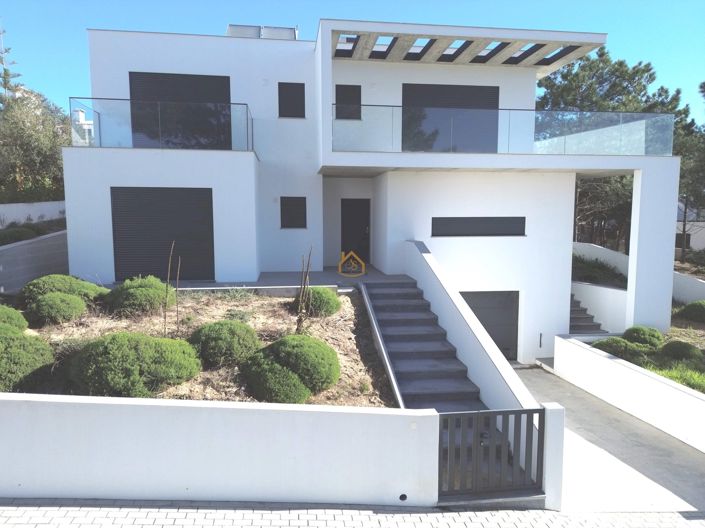 Image No.33-4 Bed Villa for sale