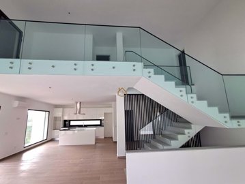 5018-734663-1397c7eacab77a8d4d14b0228a8f482d1