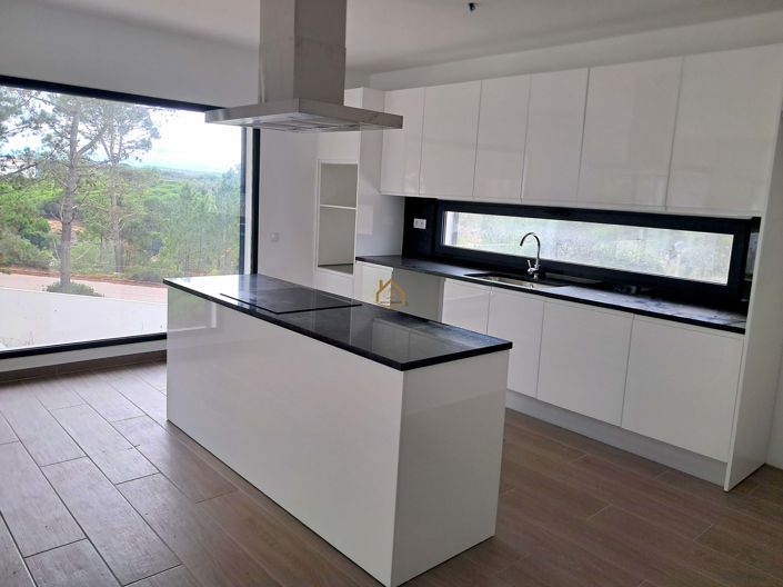 Image No.7-4 Bed Villa for sale