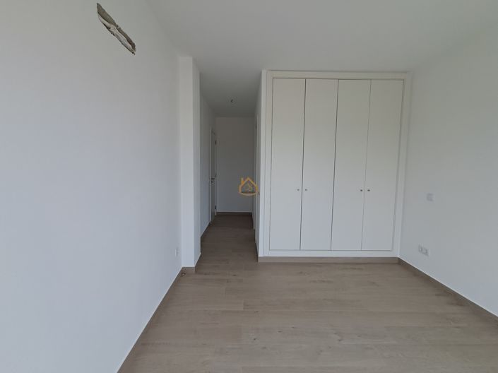 Image No.13-4 Bed Villa for sale